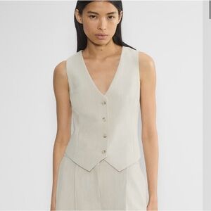 Aritzia Babaton Curio Vest NWT